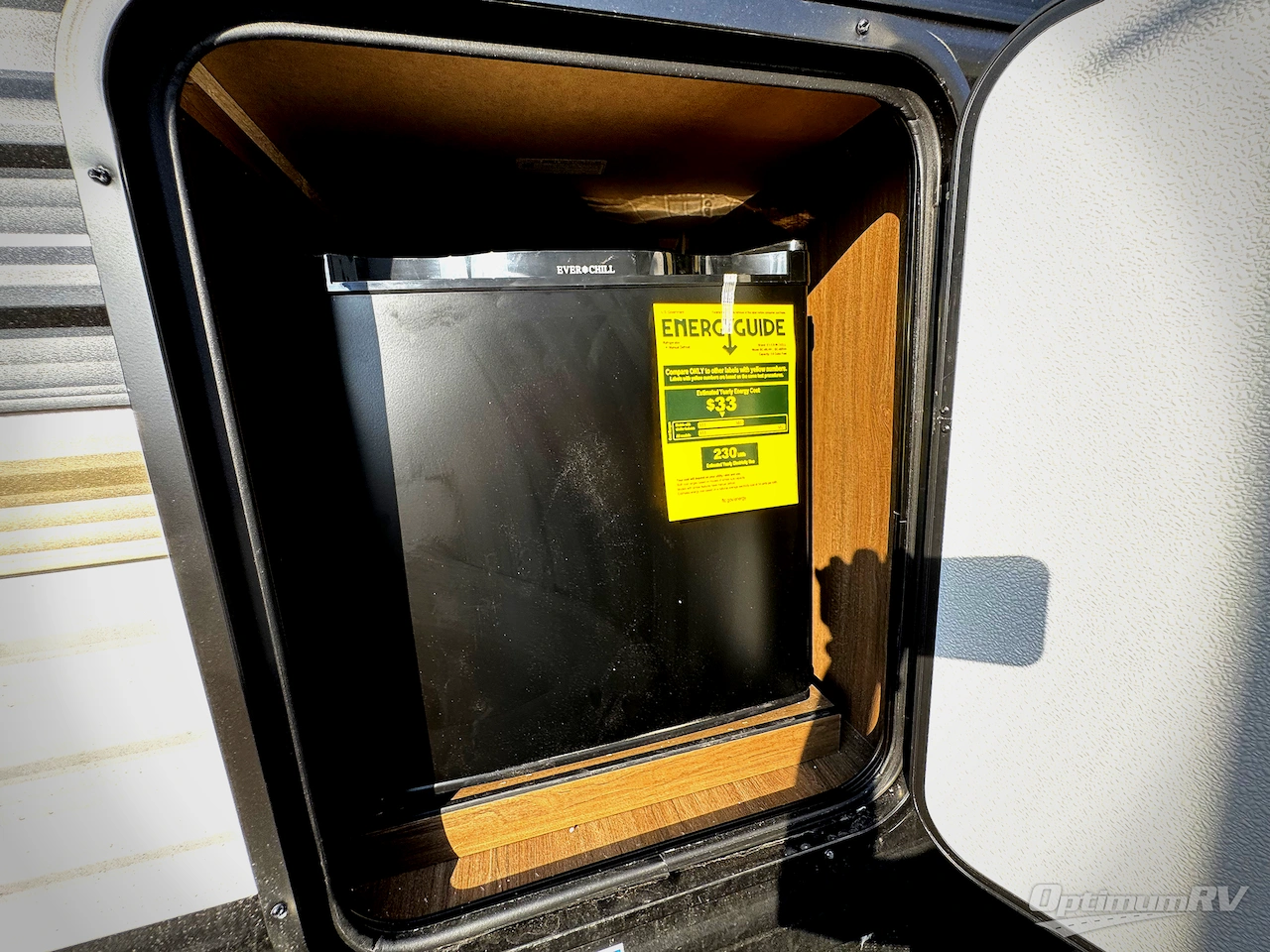 2026 Prime Time Avenger 30PO Photo 3