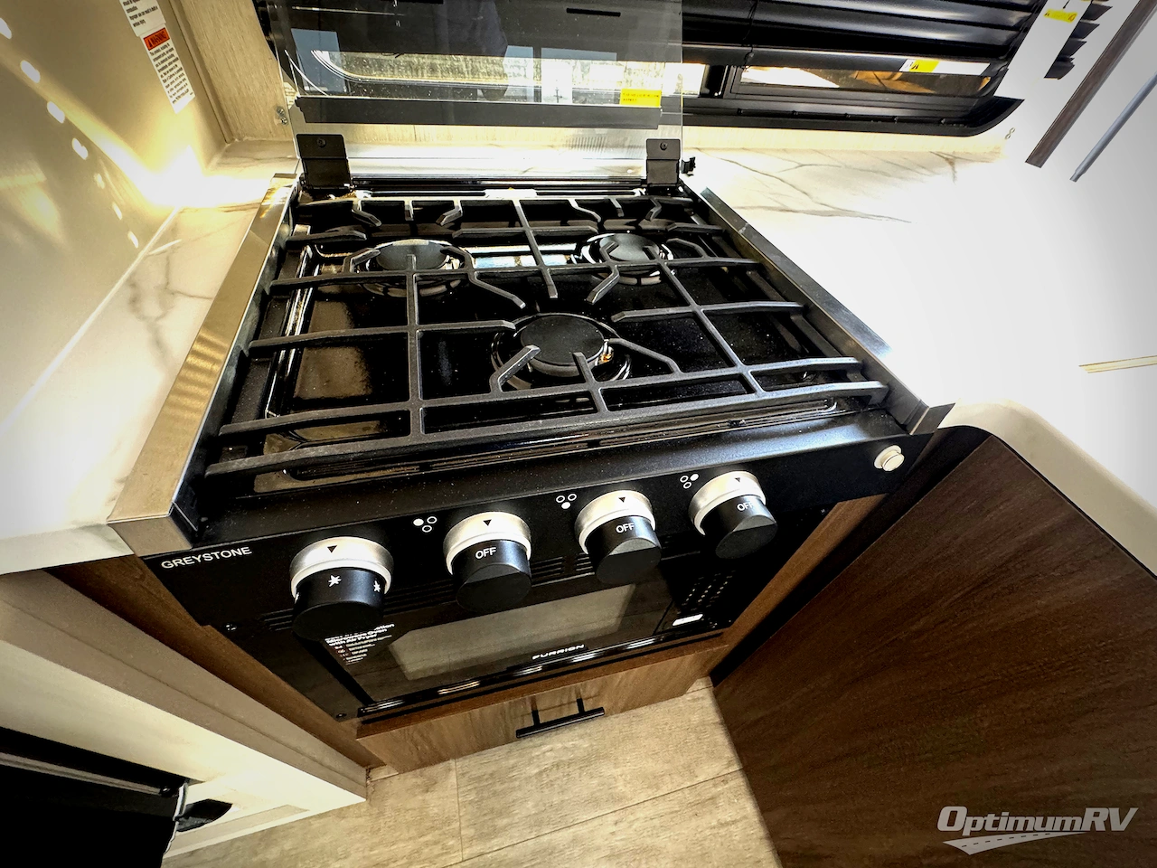 2026 Prime Time Avenger 30PO Photo 10