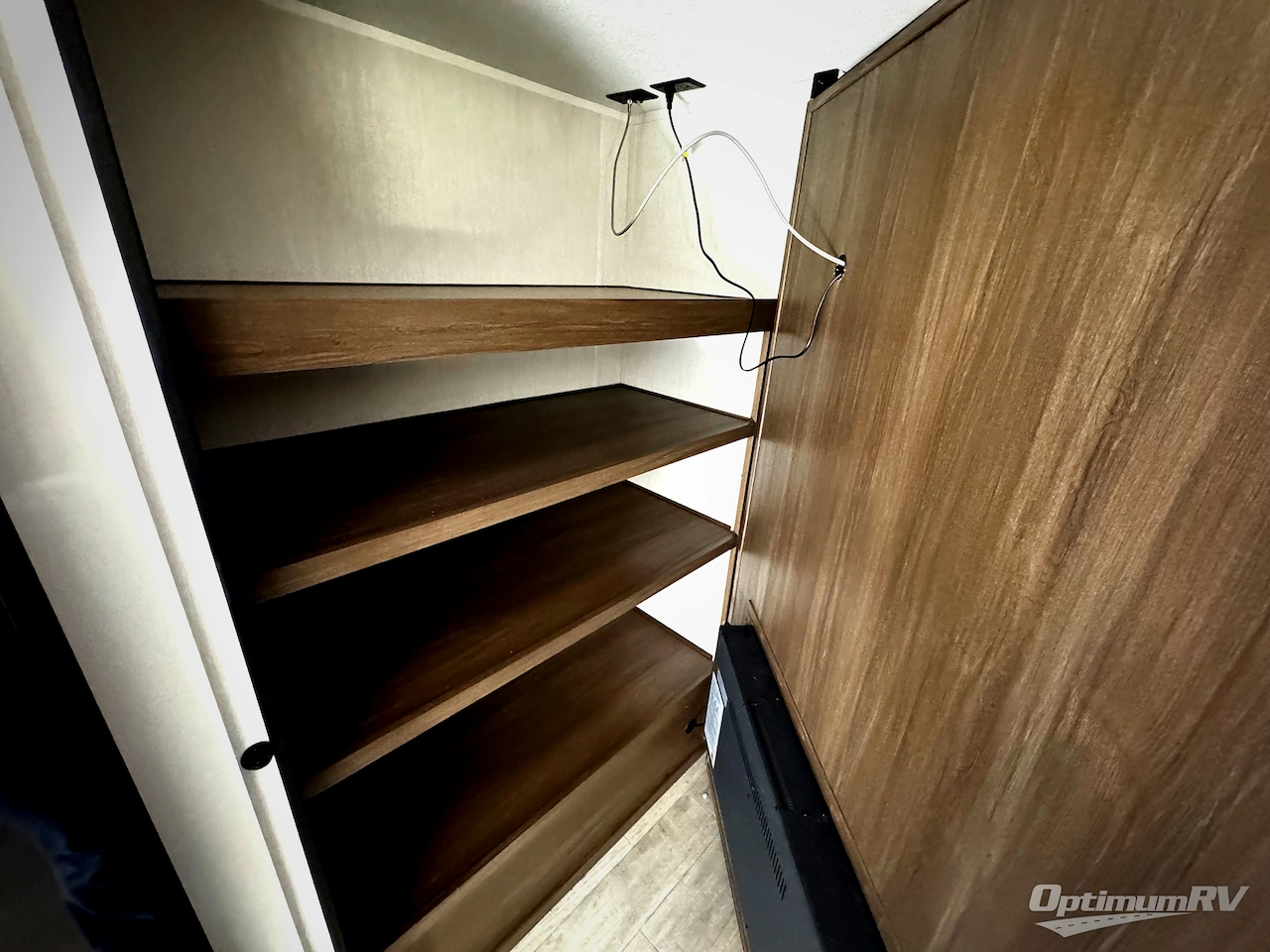 2026 Prime Time Avenger 26DBS Photo 11