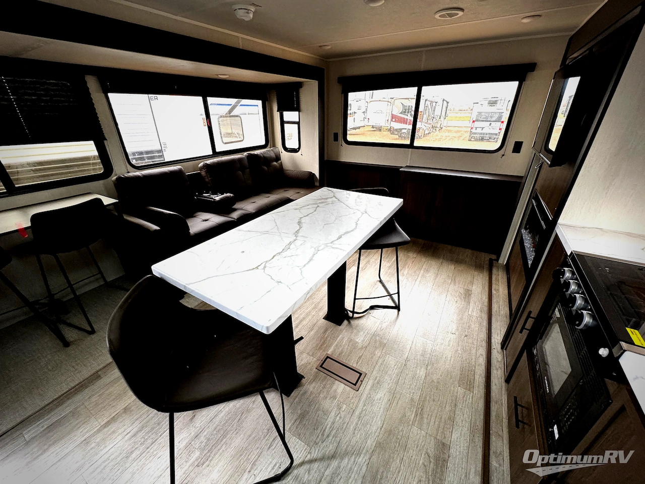 2026 Prime Time Avenger 27REI Photo 6