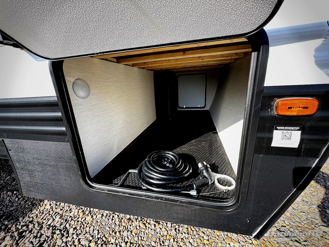 2026 Prime Time Avenger 23BHS Photo 2