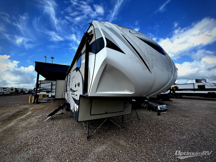 2016 Coachmen Chaparral 372QBH RV Photo 1