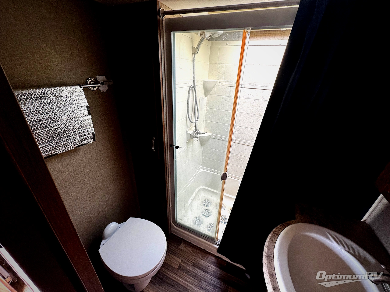 2016 Coachmen Chaparral 372QBH Photo 15
