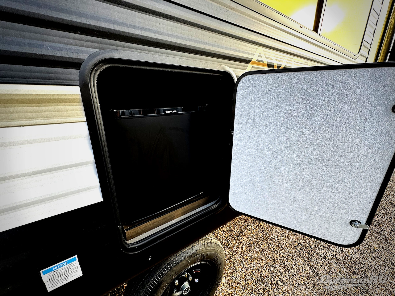 2026 Prime Time Avenger 25MKO Photo 2