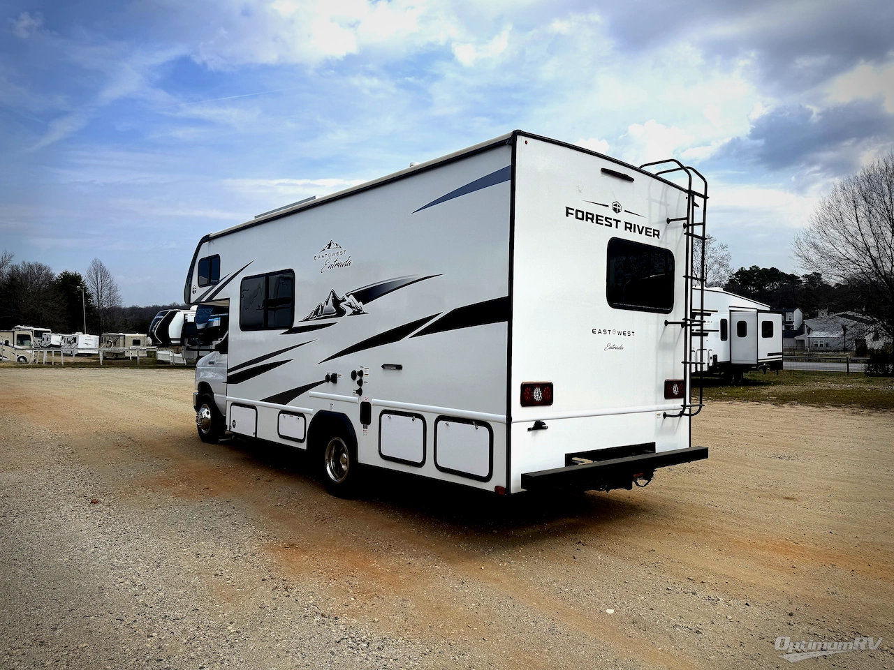 2025 East To West Entrada 2000NSF Photo 3