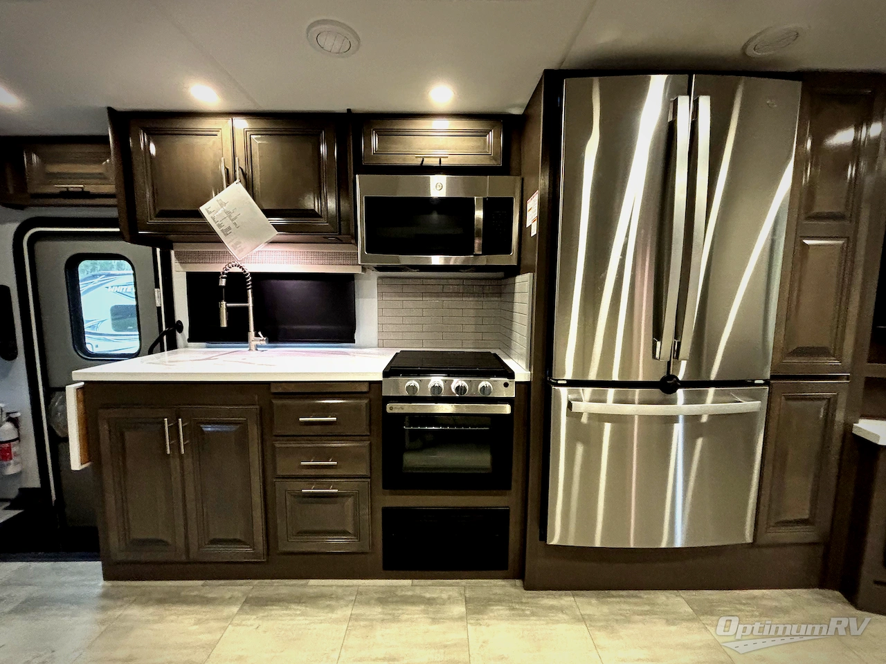 2025 Forest River Georgetown 5 Series 31L5 Photo 6