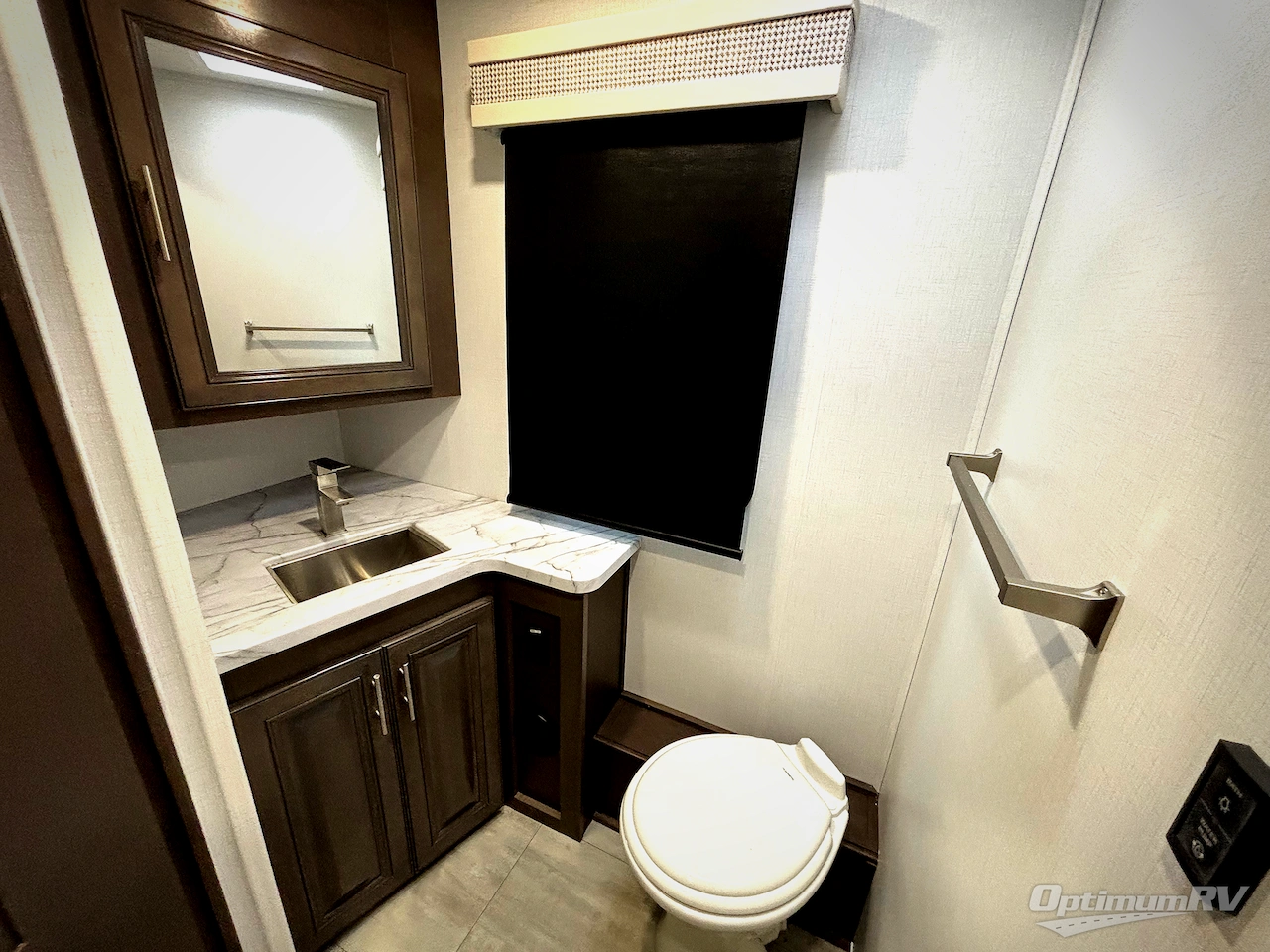 2025 Forest River Georgetown 5 Series 31L5 Photo 15