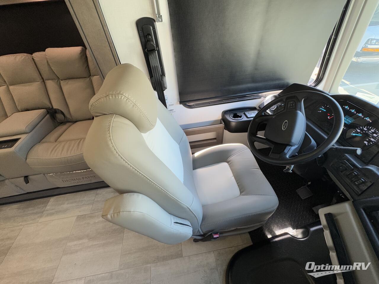 2025 Forest River Georgetown 5 Series 36F5 Photo 9