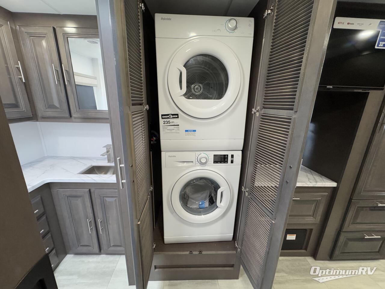 2025 Forest River Georgetown 5 Series 36F5 Photo 18