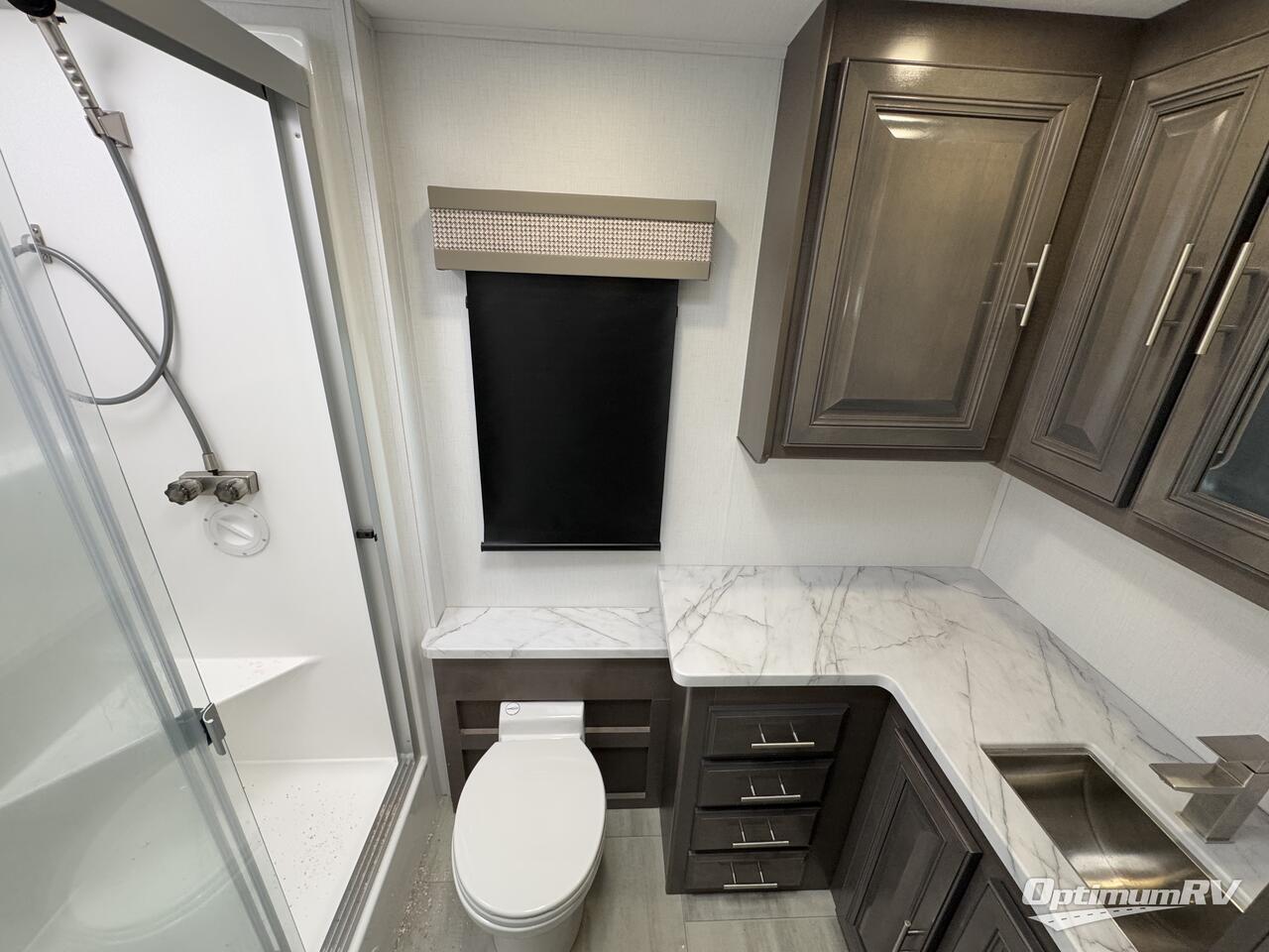 2025 Forest River Georgetown 5 Series 36F5 Photo 19