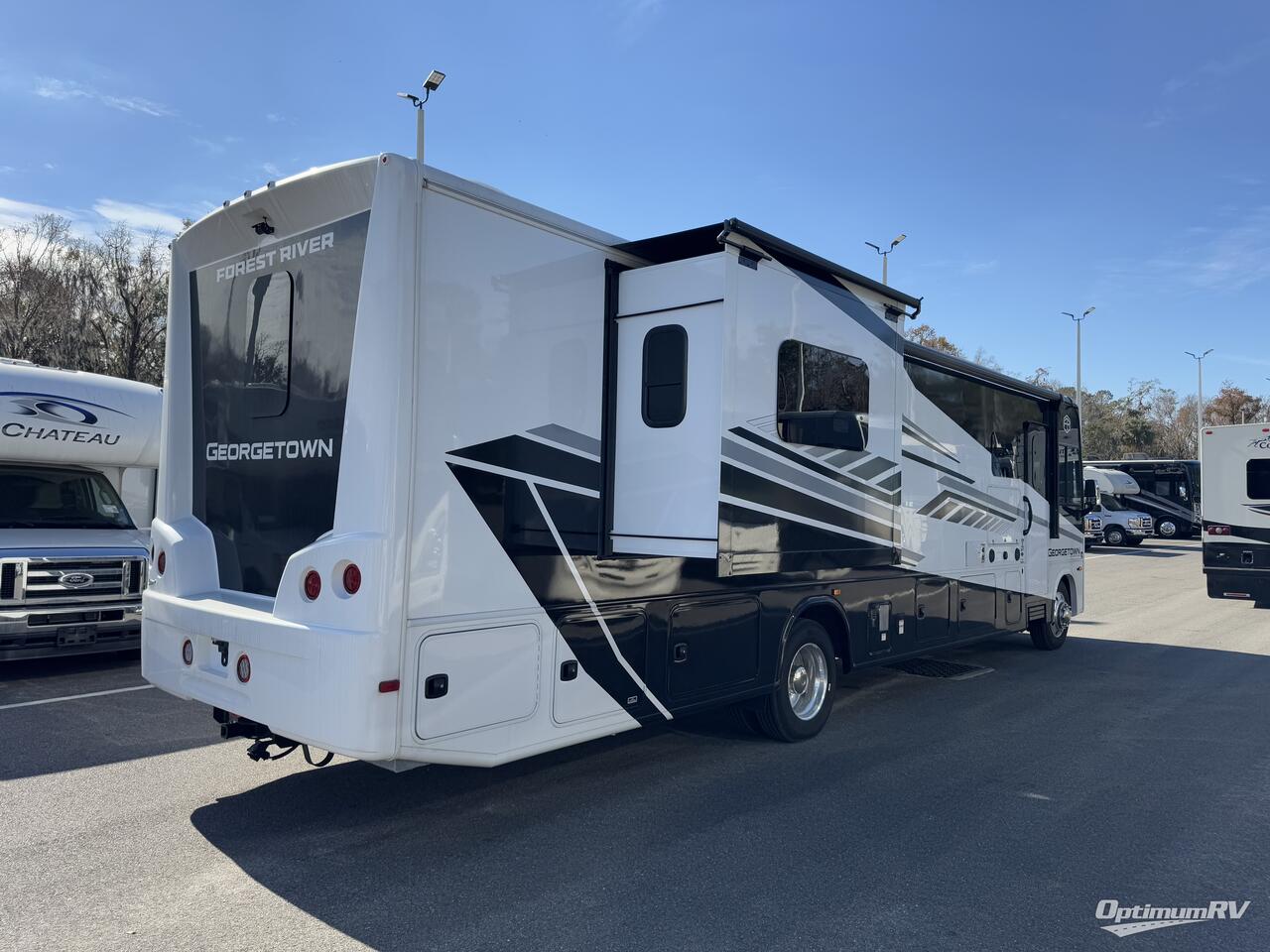 2025 Forest River Georgetown 5 Series 36F5 Photo 2