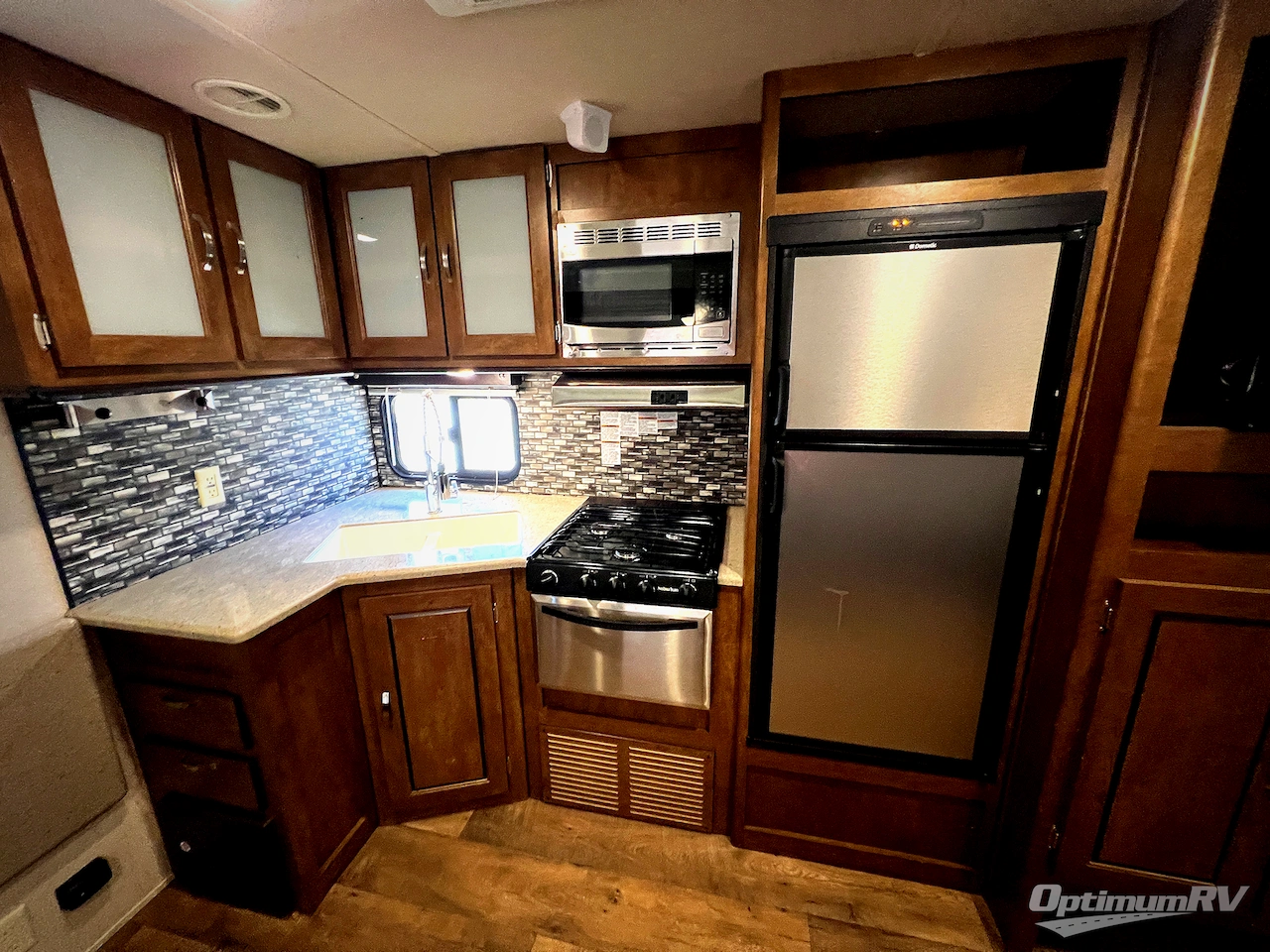 2017 Forest River Wildwood 27DBK Photo 7
