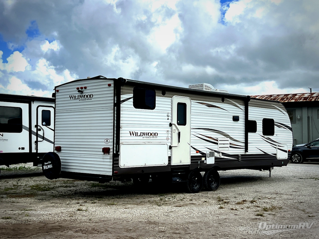 2017 Forest River Wildwood 27DBK Photo 2