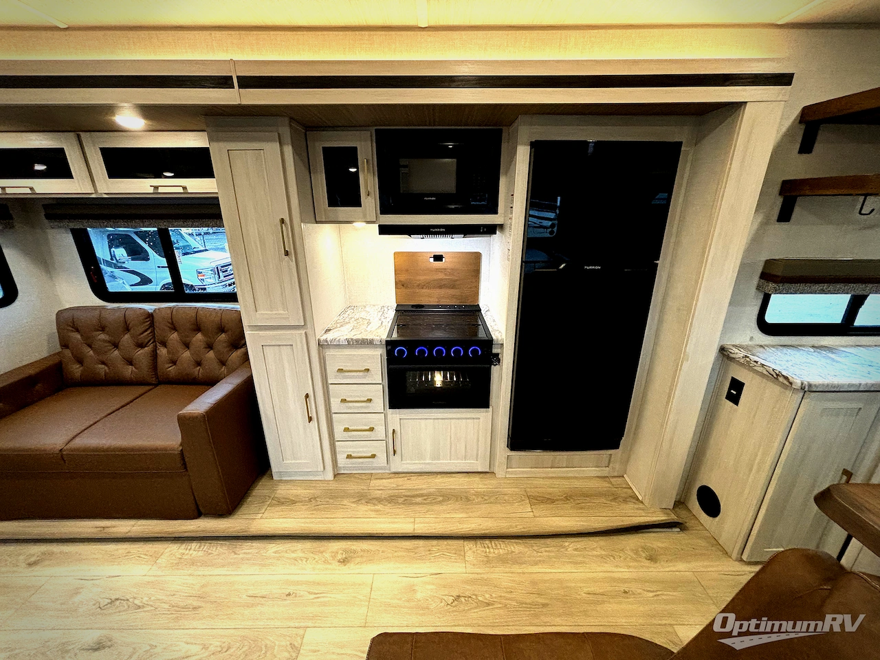 2024 Forest River Surveyor photo 4