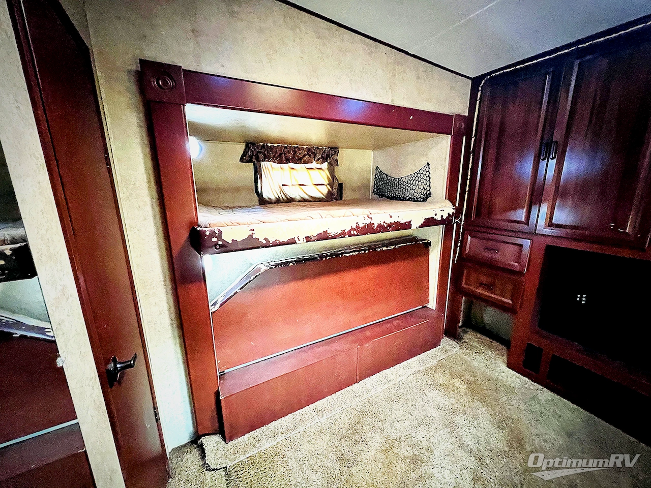 2012 Forest River Sandpiper 365SAQ Photo 9