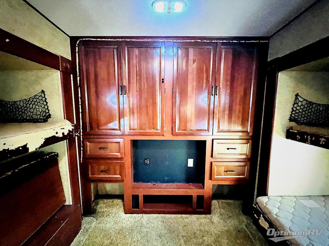 2012 Forest River Sandpiper 365SAQ Photo 10