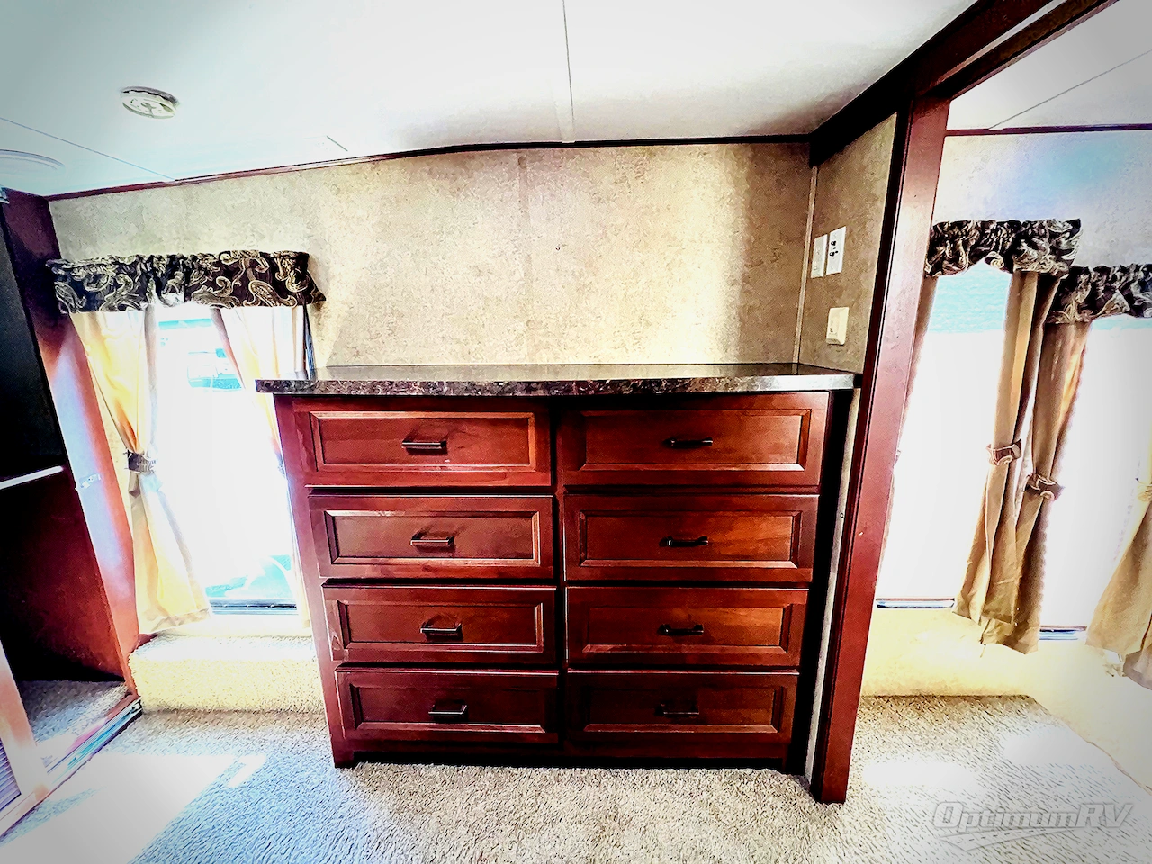 2012 Forest River Sandpiper 365SAQ Photo 25