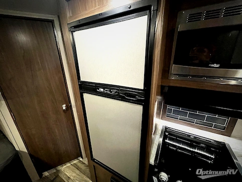 2020 Keystone Hideout 262LHS RV Photo 3