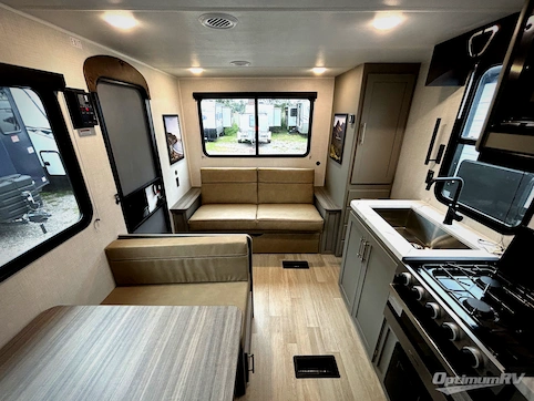 2027 Keystone Hideout 210RL RV Photo 2