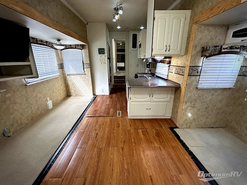 2008 Pilgrim Pilgrim 357RLS RV Photo 3