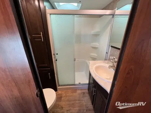 2016 Jayco Eagle 355MBQS RV Photo 4