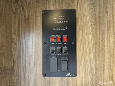 2018 Chinook Dream 175BH RV Floorplan Photo