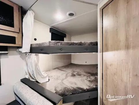 2024 Palomino Puma 25BHS RV Photo 3
