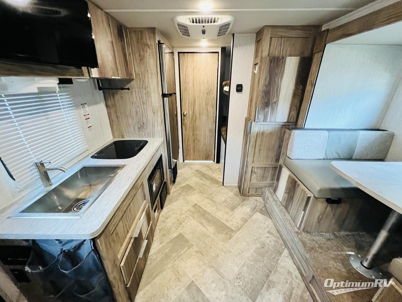 2022 Palomino Real-Lite Mini RL189 Photo 4