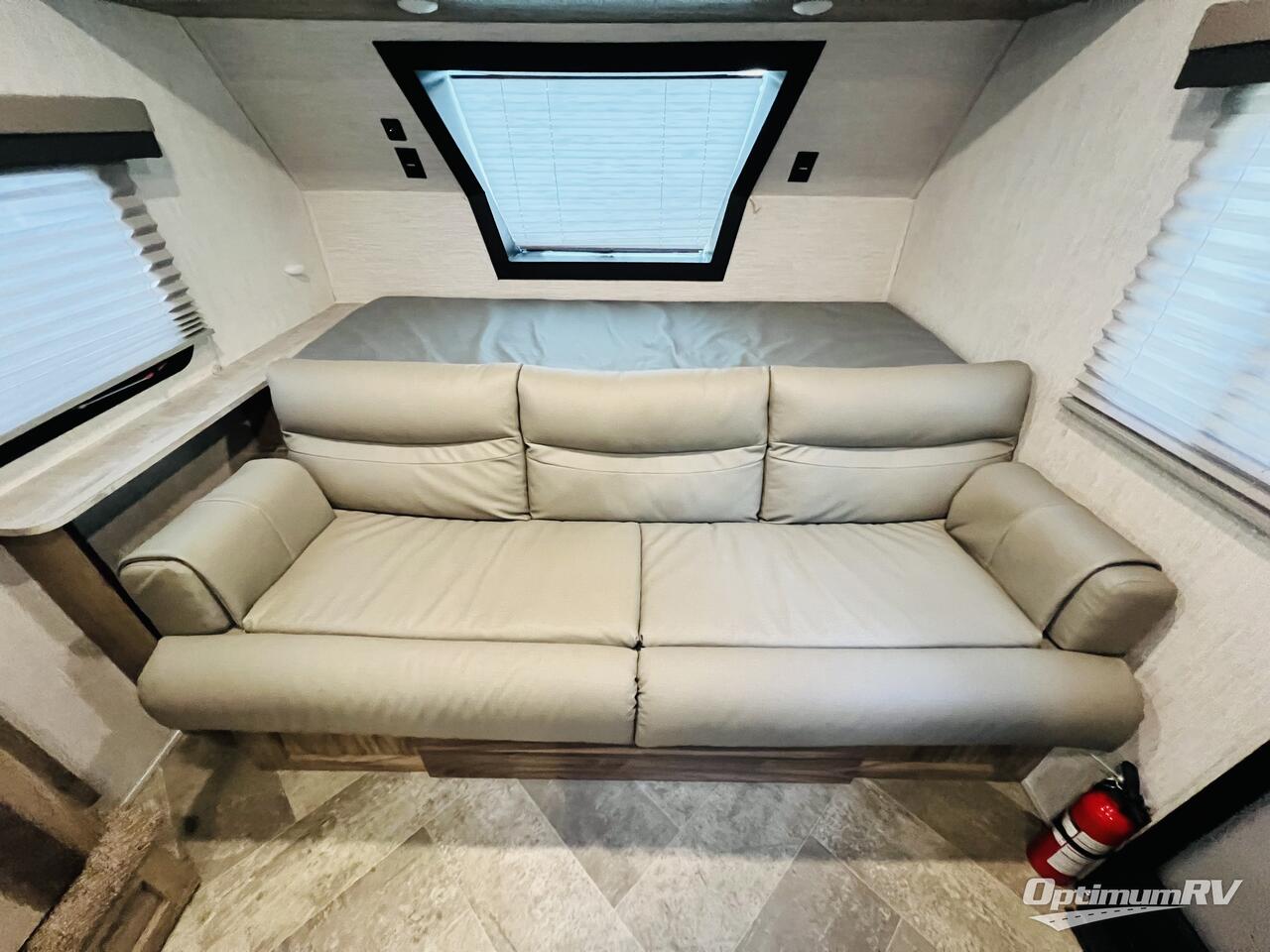 2022 Palomino Real-Lite Mini RL189 Photo 6