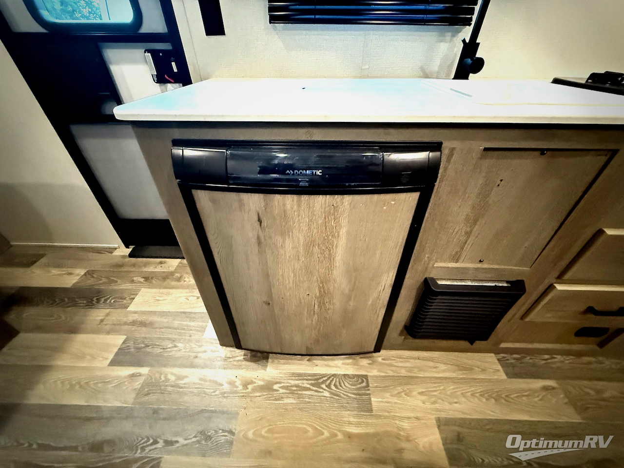 2021 Keystone Springdale Mini 1800BH Photo 8