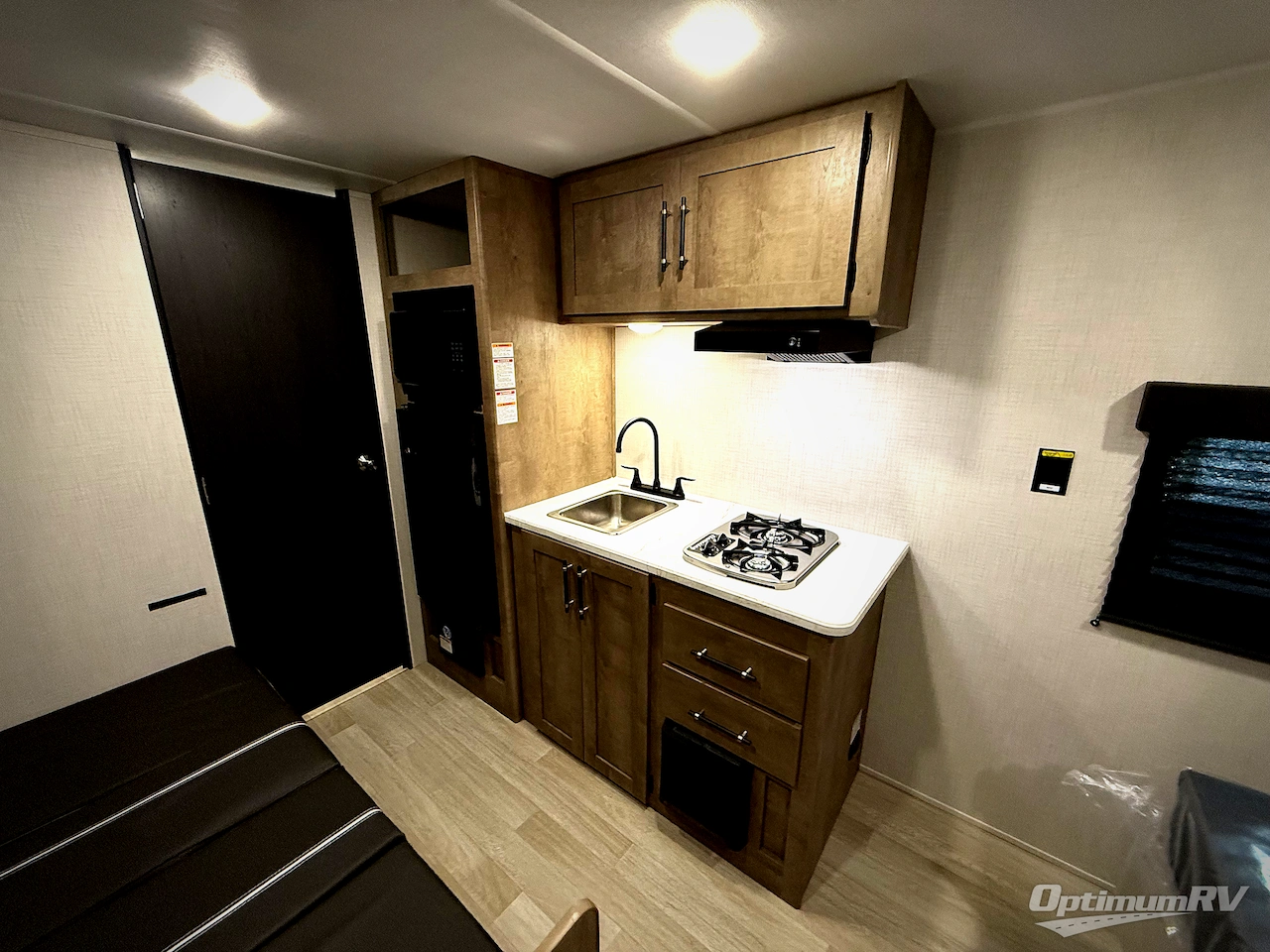 2026 Keystone Springdale Mini 1700FQ Photo 9