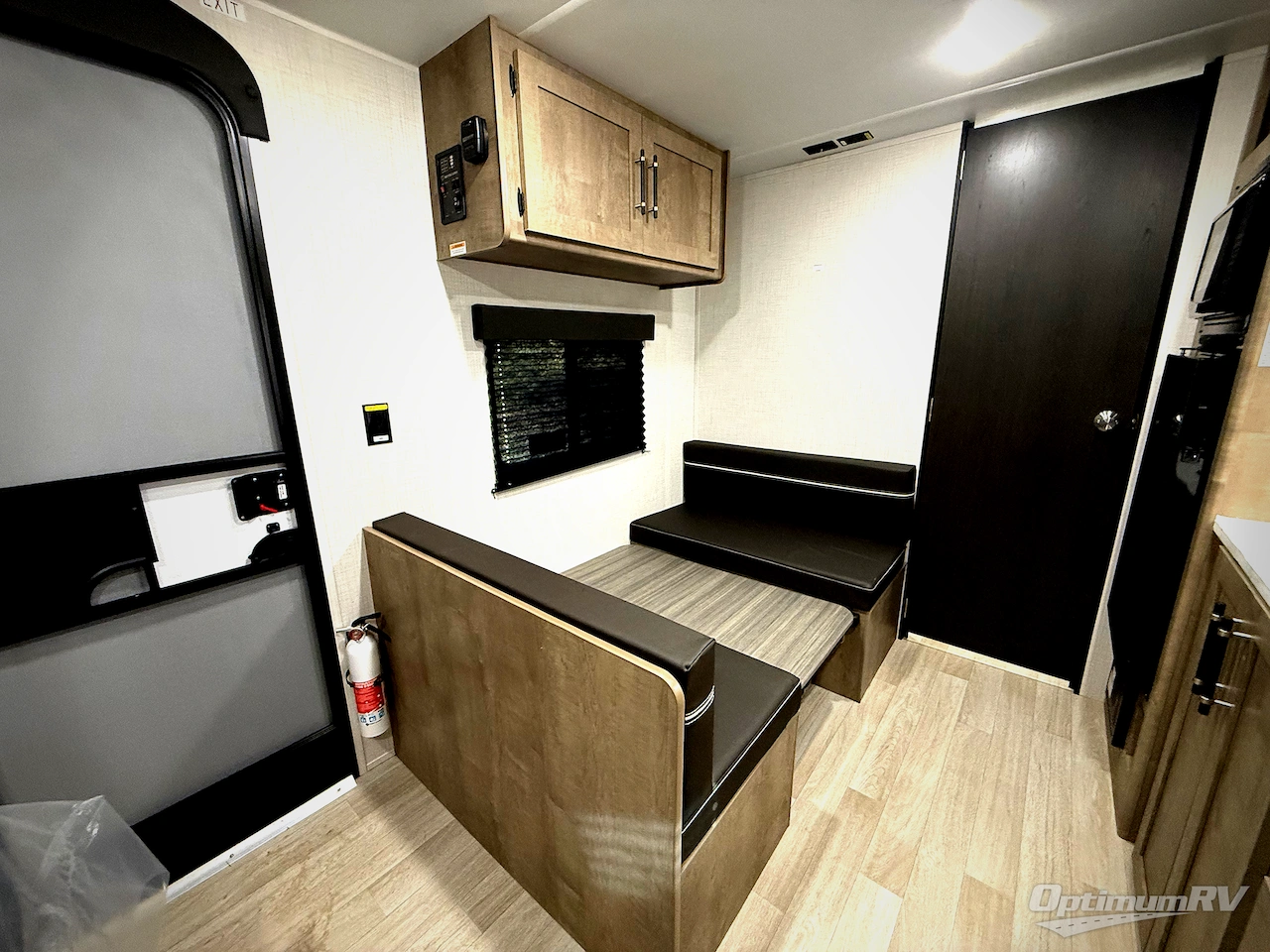 2026 Keystone Springdale Mini 1700FQ Photo 6