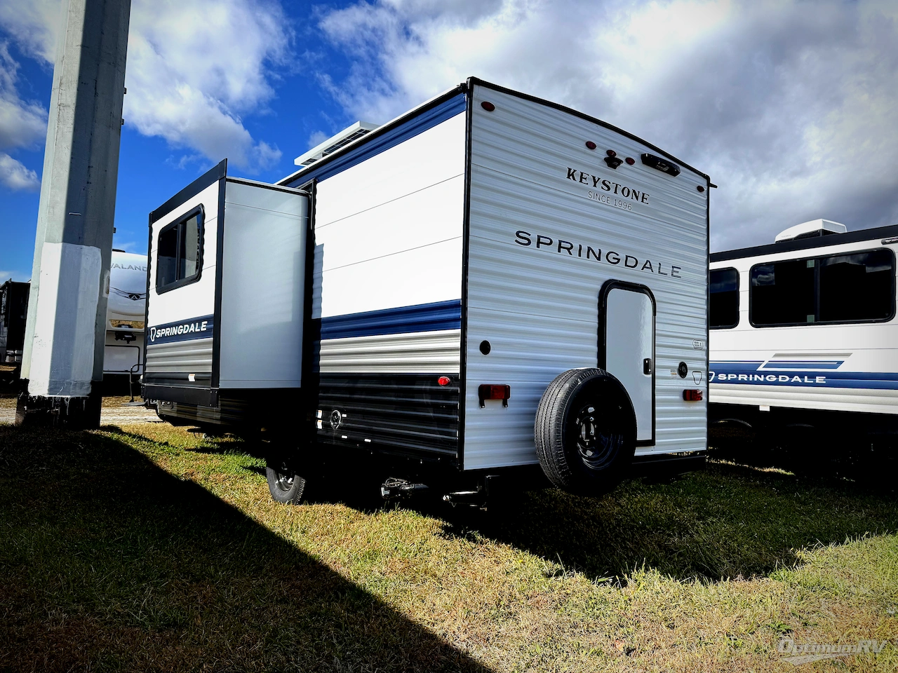 2026 Keystone Springdale Mini 1810BH Photo 3