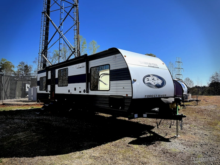 2025 Forest River Cherokee Grey Wolf 27LH RV Photo 1