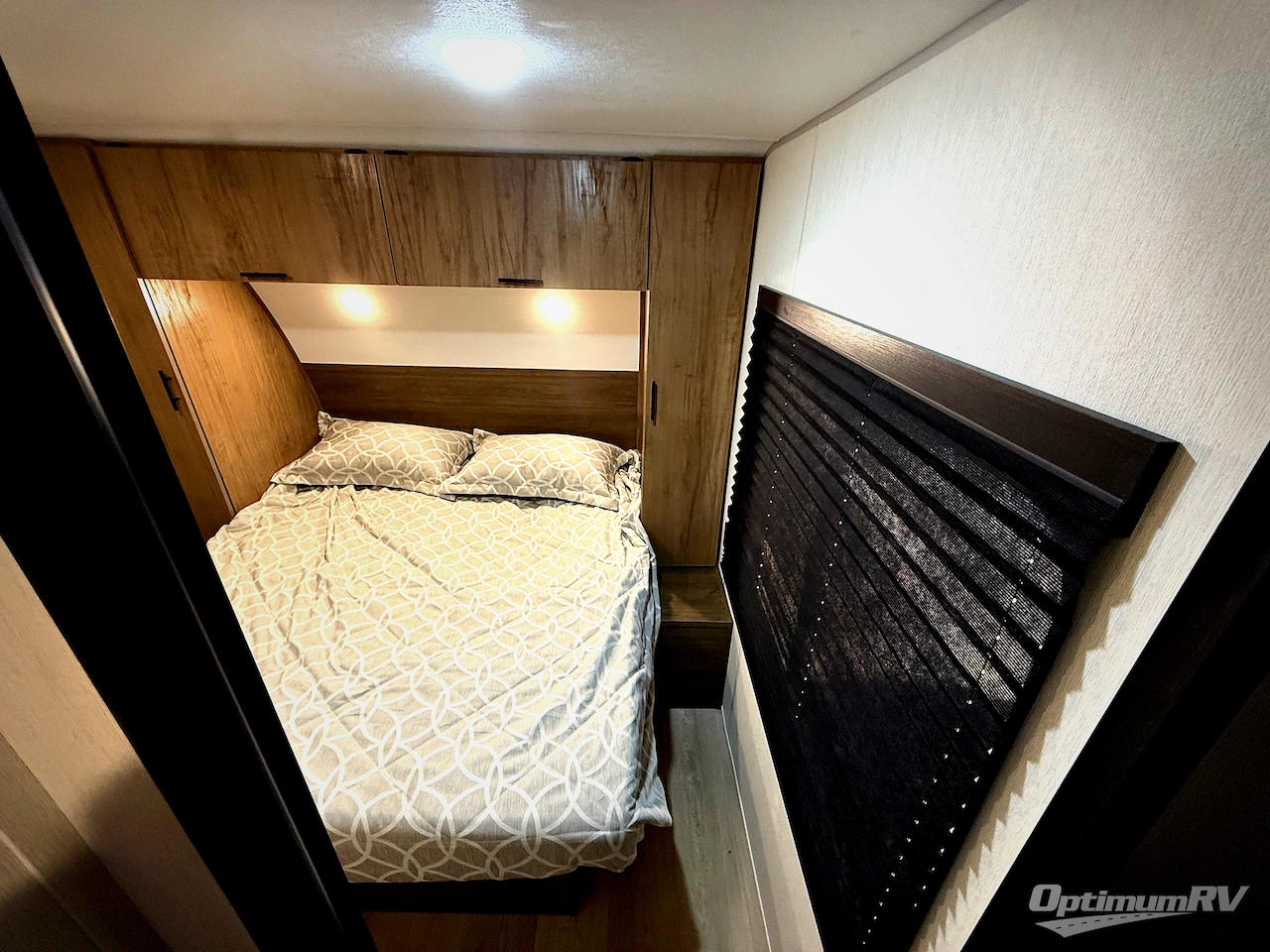 2025 Forest River Cherokee Grey Wolf 27LH Photo 11