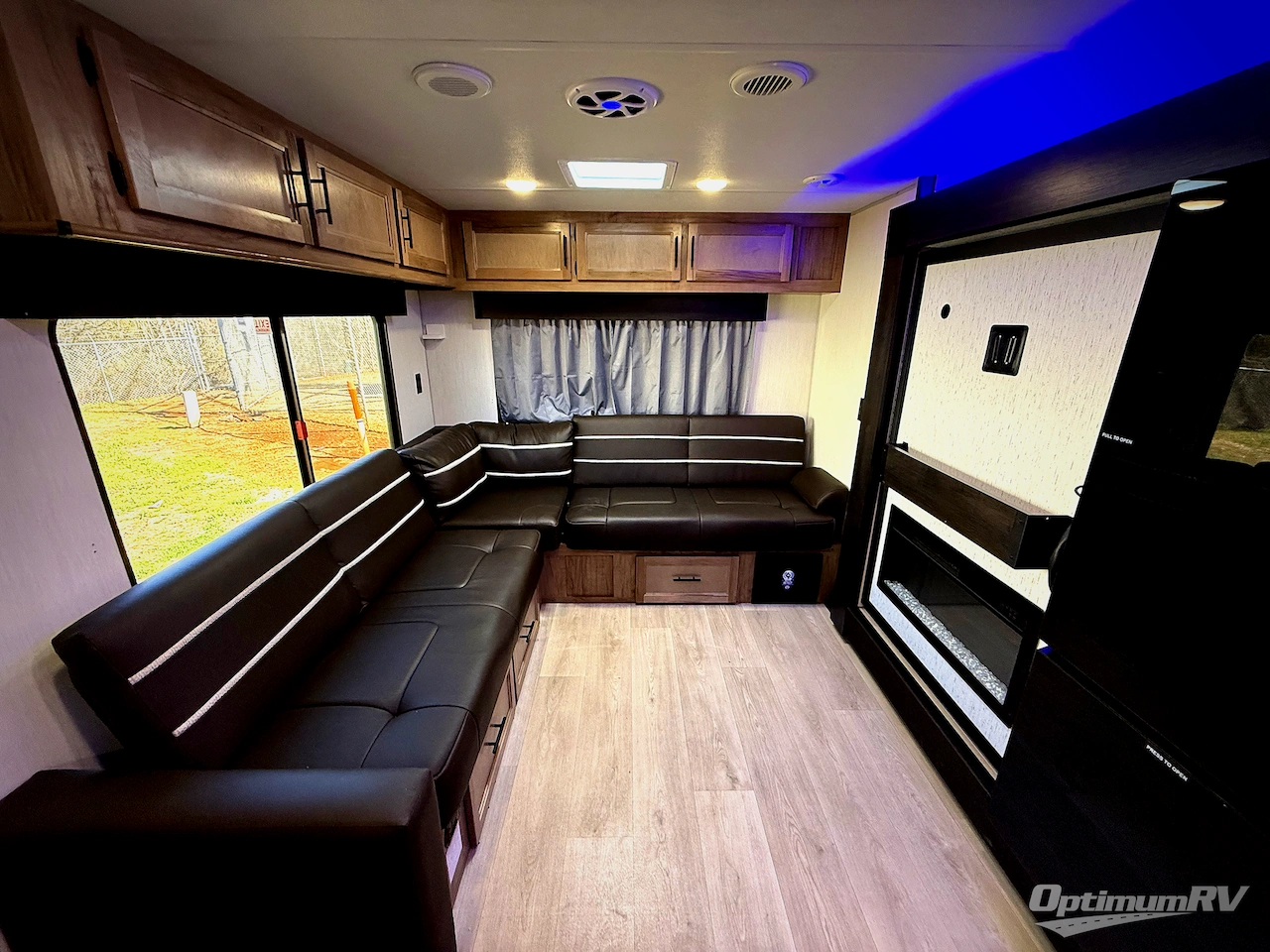 2025 Forest River Cherokee Grey Wolf 27LH Photo 21