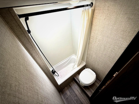 2021 Gulf Stream Enlighten 25BH RV Floorplan Photo