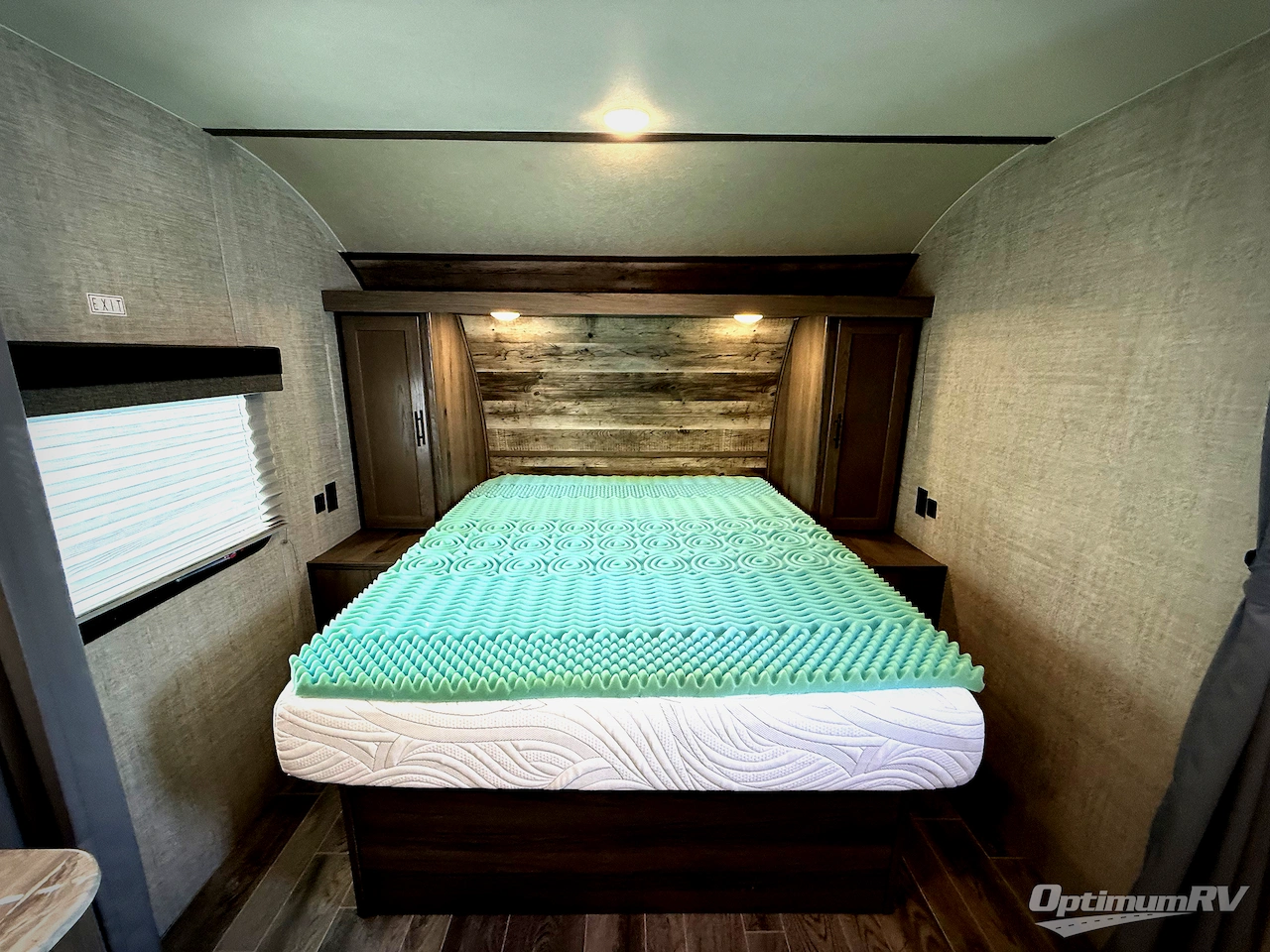 2021 Gulf Stream Enlighten 25BH Photo 6