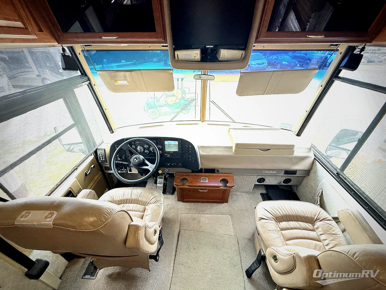 2000 Winnebago Chieftain 36L Photo 17