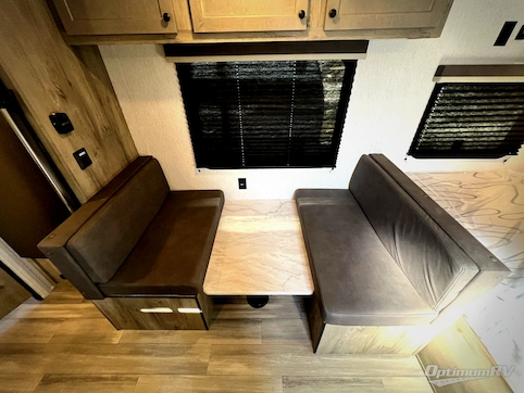 2026 Sunset Park Sun Lite LTD 21DB RV Photo 2
