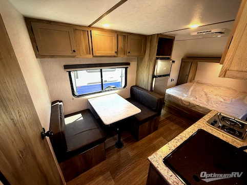 2026 Sunset Park Sun Lite LTD 19RB RV Photo 2