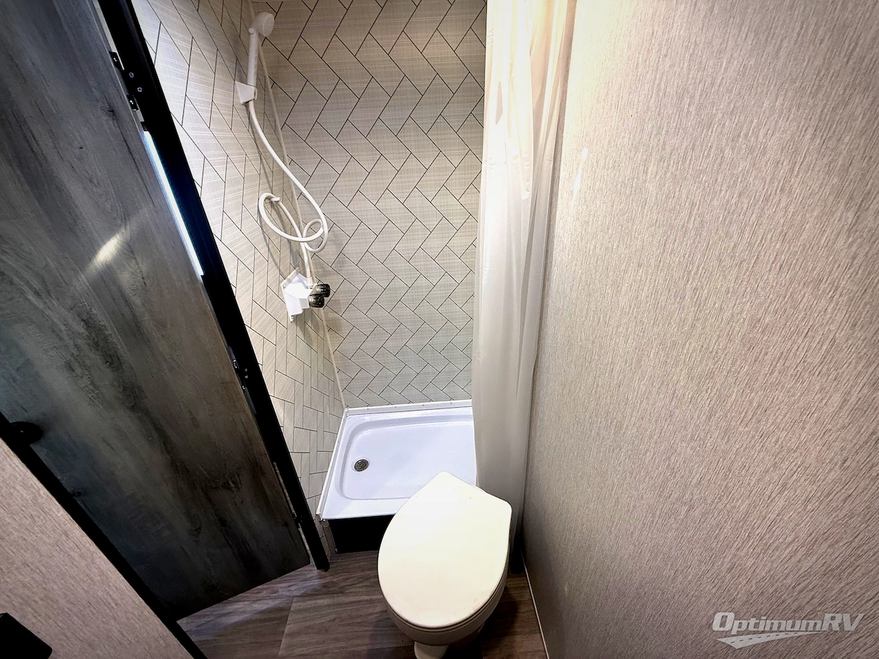 2026 Sunset Park Sun Lite LTD 19RB Photo 15