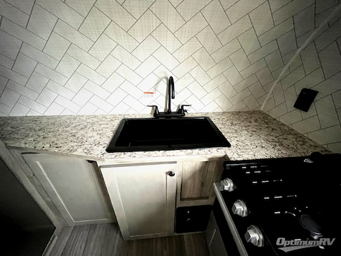 2026 Sunset Park Sun Lite 21TH RV Photo 4