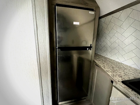 2026 Sunset Park Sun Lite 21TH RV Photo 4