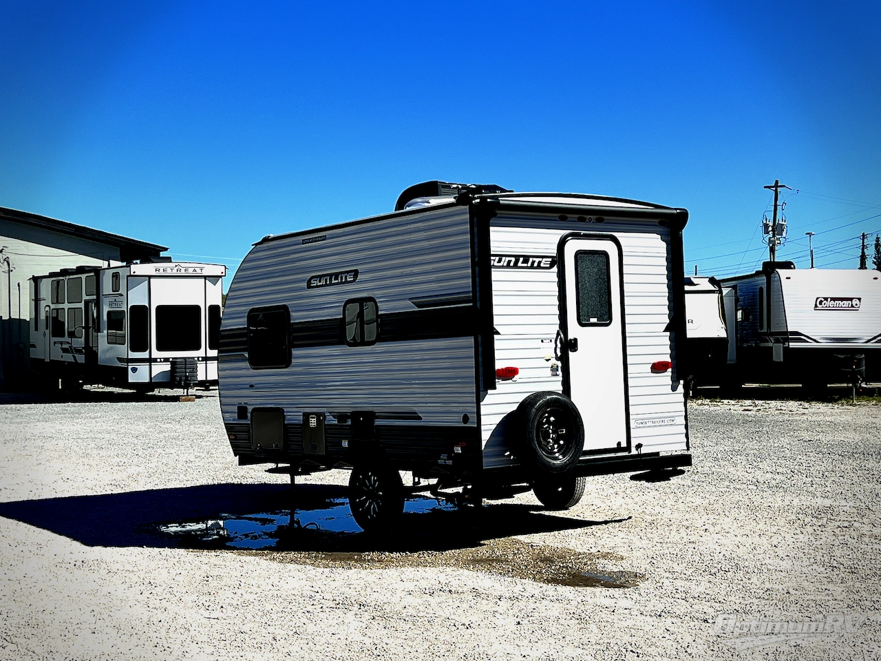 2026 Sunset Park Sun Lite 16BH Photo 3