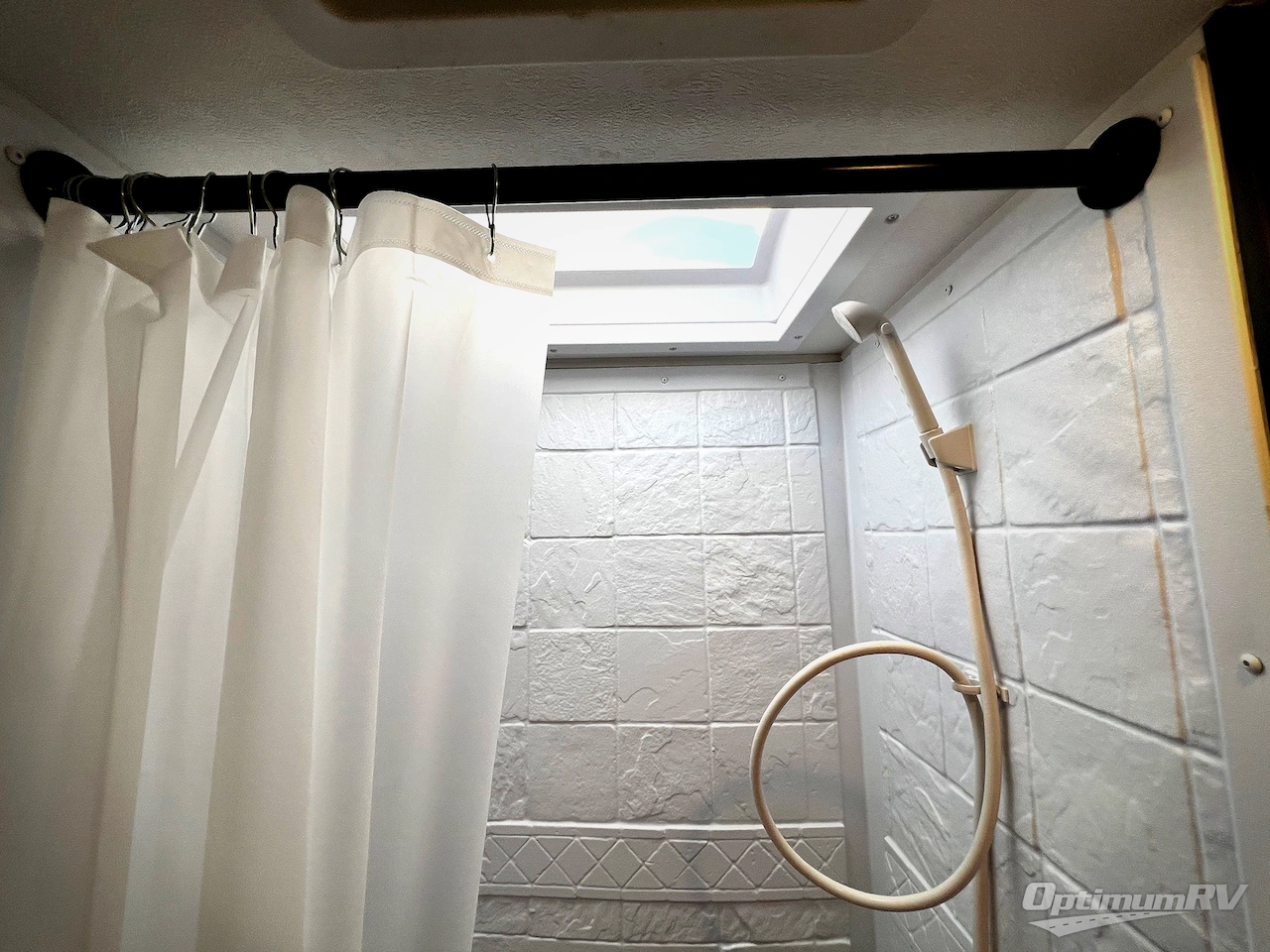 2026 Sunset Park Sun Lite 16BH Photo 14