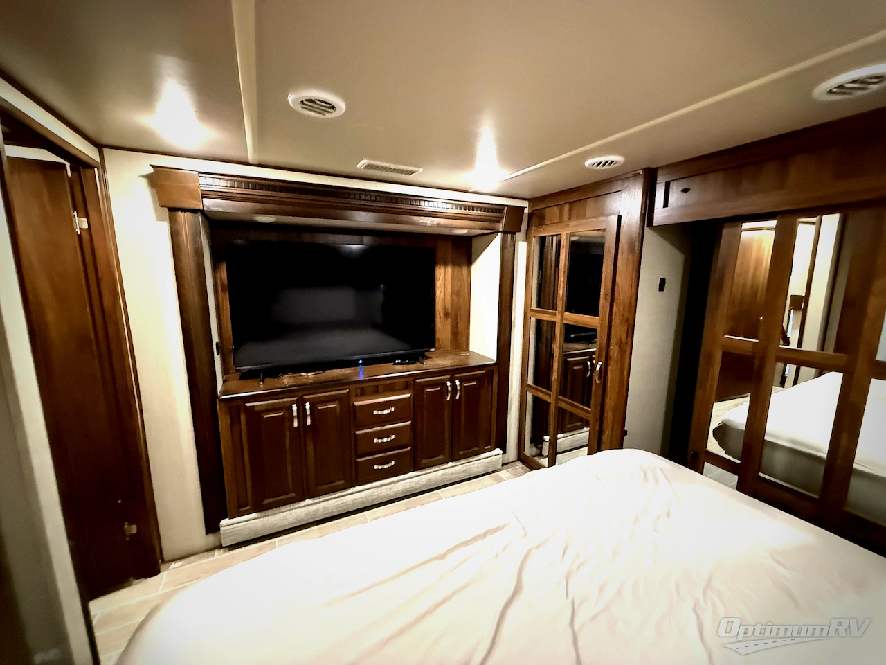 2019 Palomino Columbus 1492 389FL Photo 16