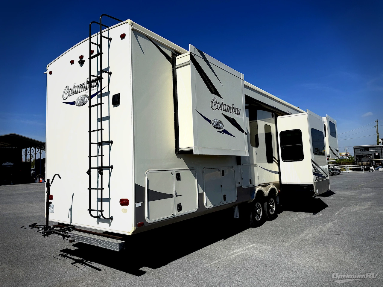 2019 Palomino Columbus 1492 389FL Photo 2