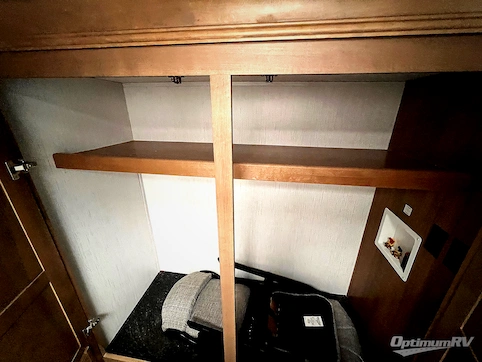 2022 Heartland Bighorn 3960LS RV Photo 4
