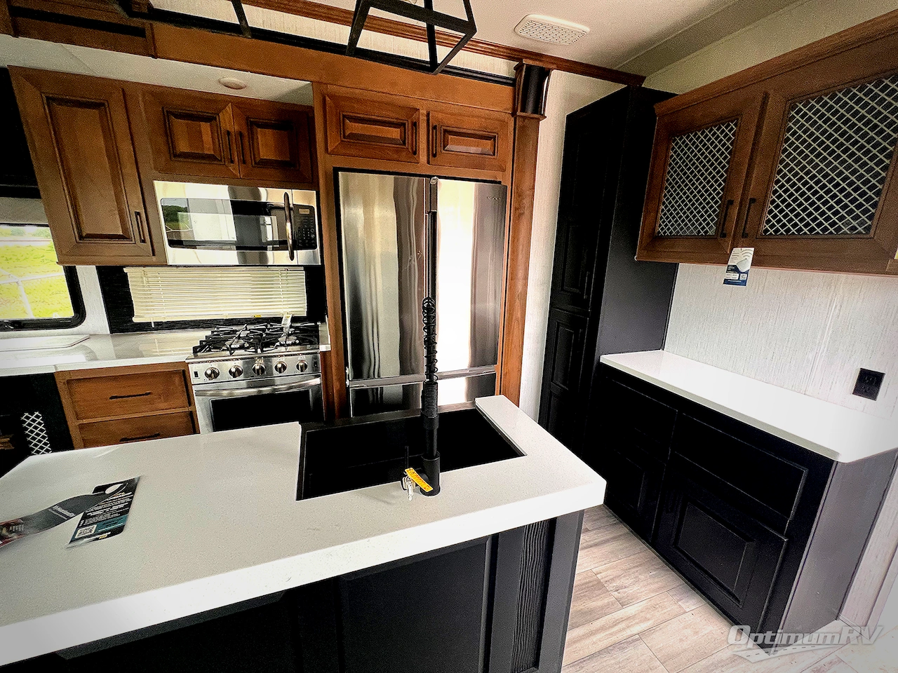 2022 Heartland Bighorn 3960LS Photo 6